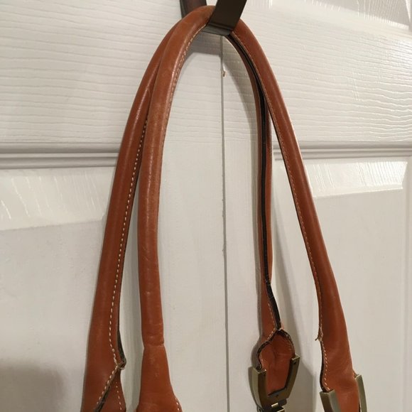 Barbara Milano Leather Shoulder Bag - Picture 4 of 14
